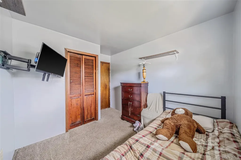 206 Prospect Place Bay Shore NY 11706