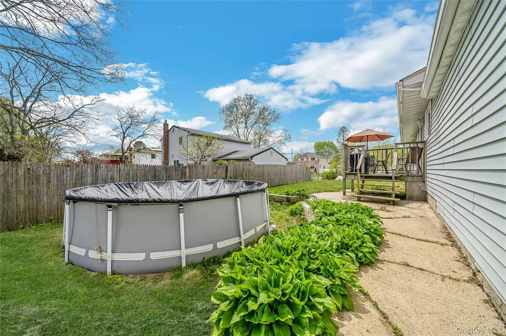 206 Prospect Place Bay Shore NY 11706