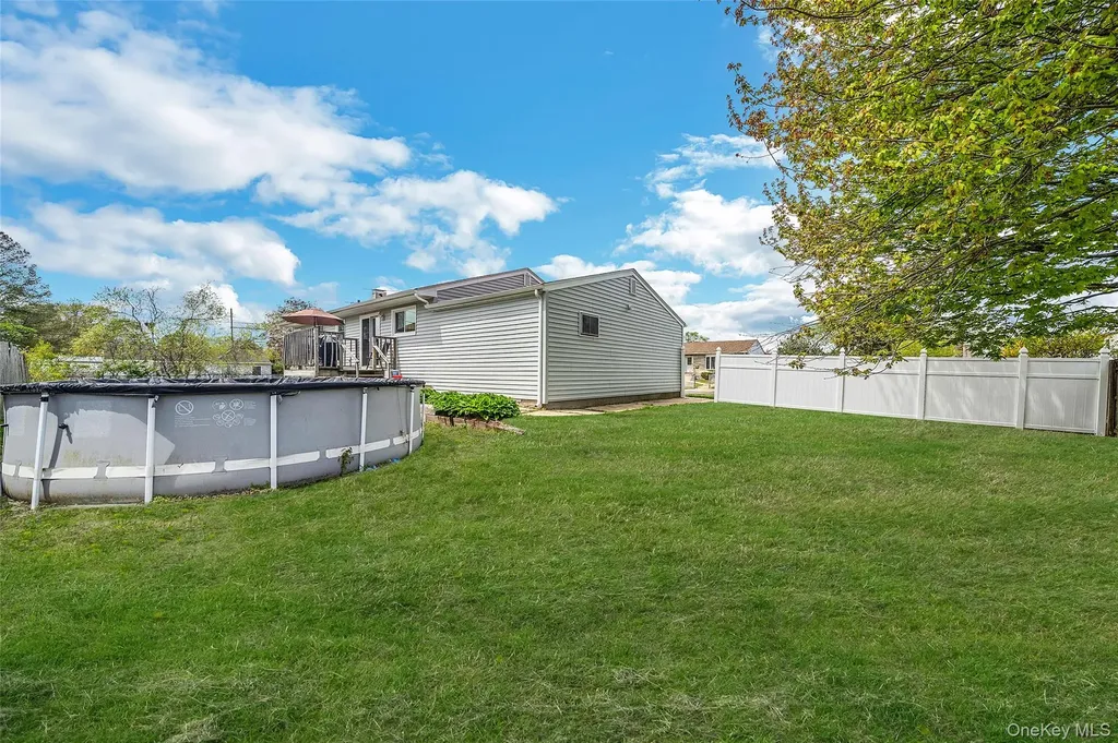 206 Prospect Place Bay Shore NY 11706