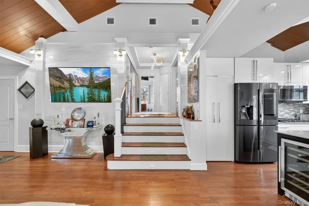 3377 Agar Place Bronx NY 10465