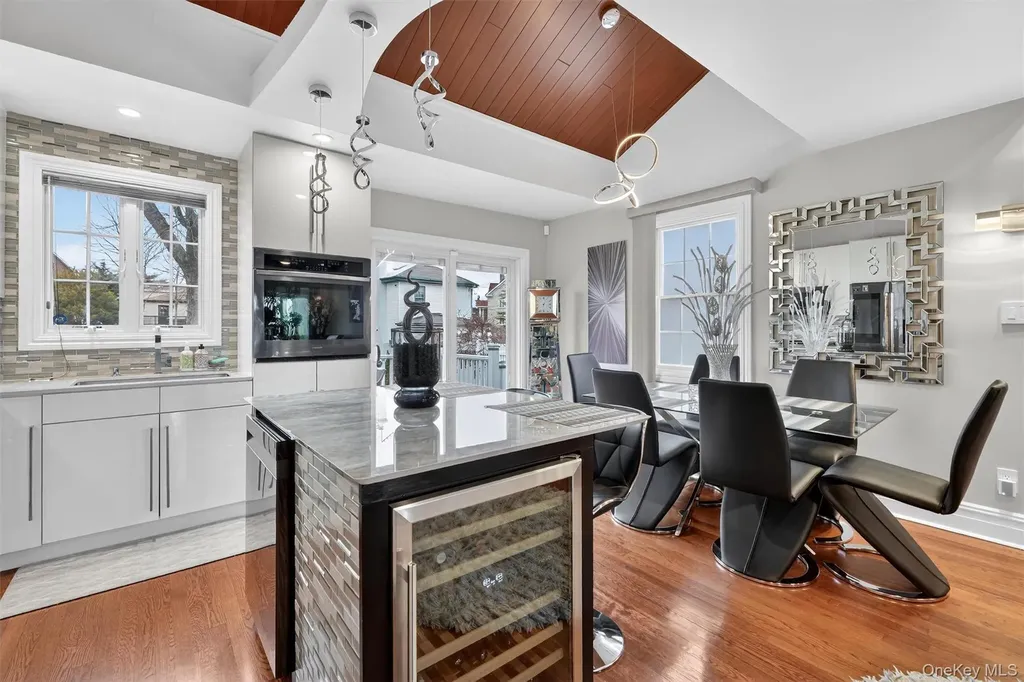 3377 Agar Place Bronx NY 10465