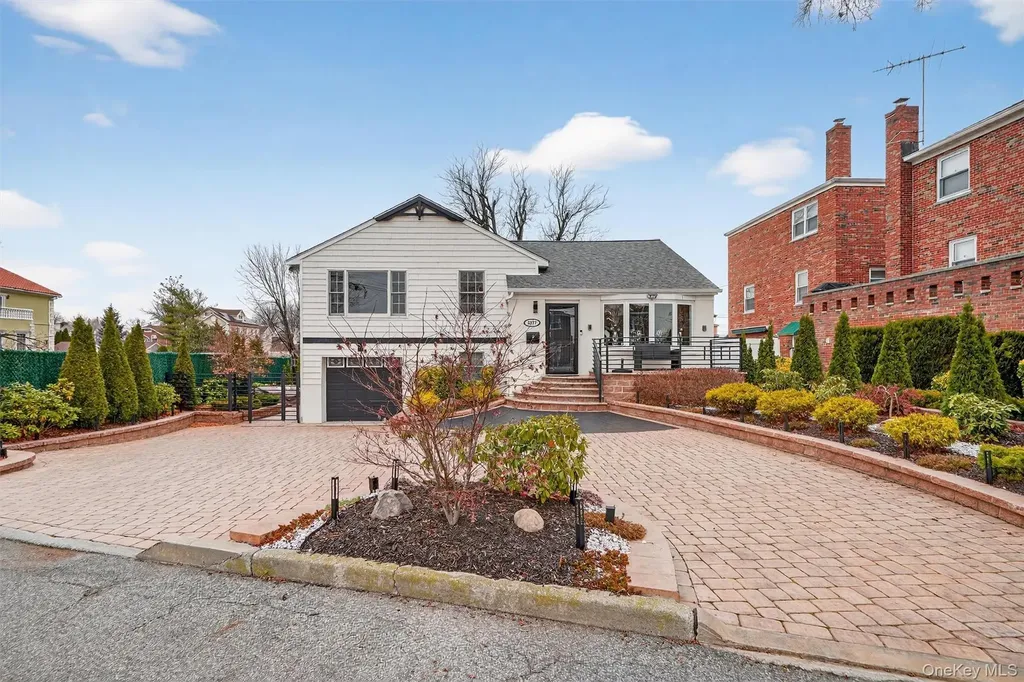 3377 Agar Place Bronx NY 10465