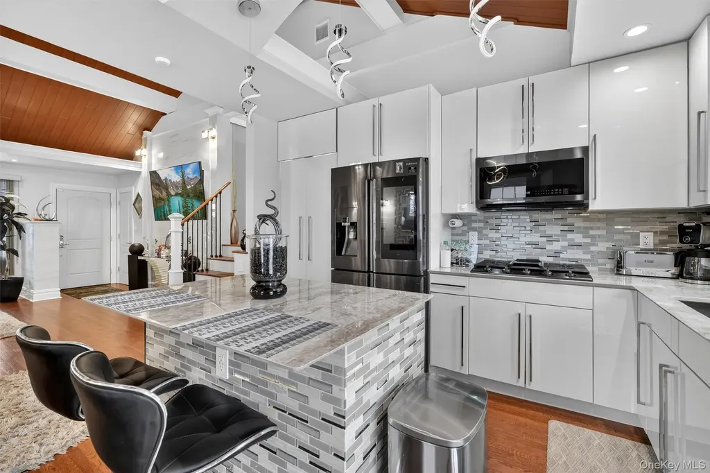 3377 Agar Place Bronx NY 10465