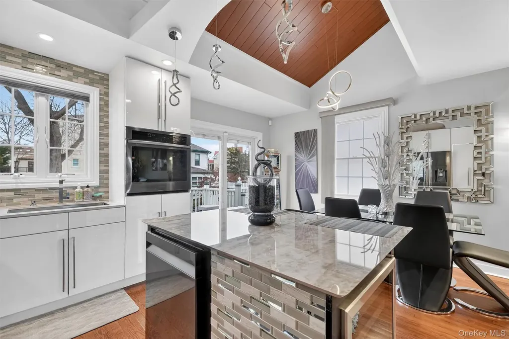 3377 Agar Place Bronx NY 10465