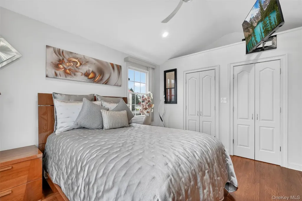3377 Agar Place Bronx NY 10465