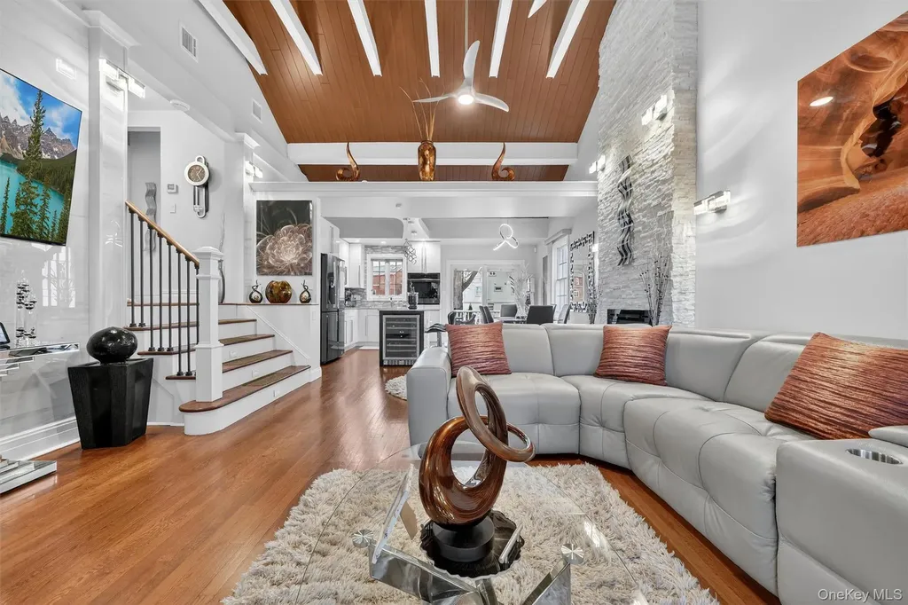 3377 Agar Place Bronx NY 10465
