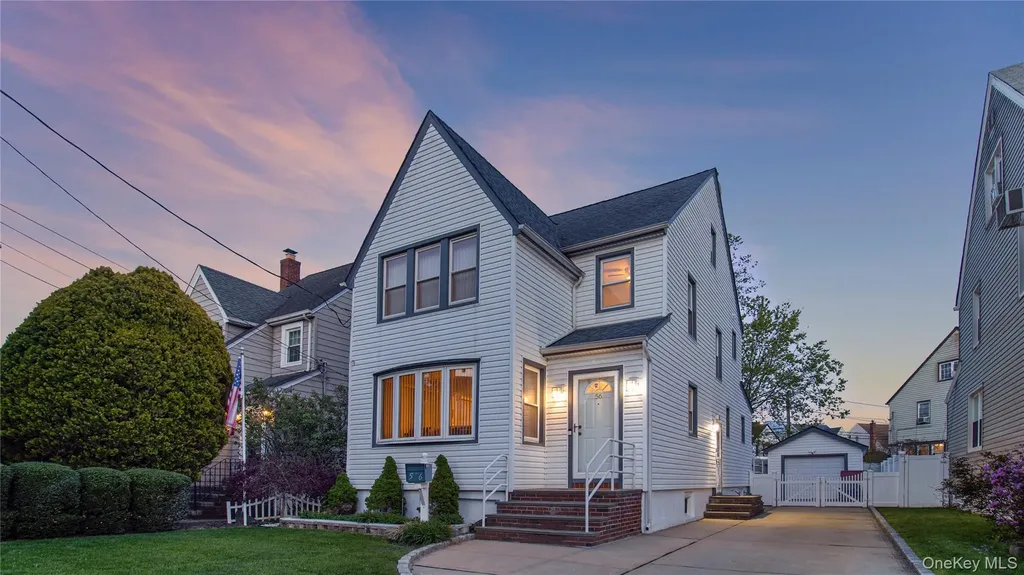 56 Liggett Road Valley Stream NY 11581