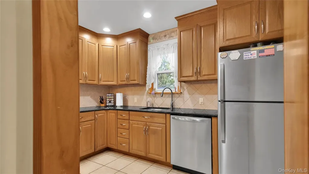 56 Liggett Road Valley Stream NY 11581