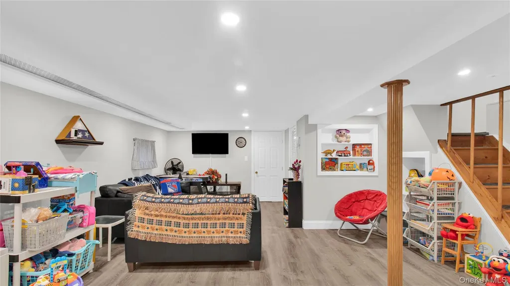 56 Liggett Road Valley Stream NY 11581