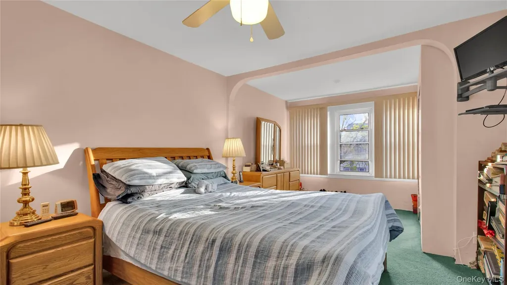 56 Liggett Road Valley Stream NY 11581