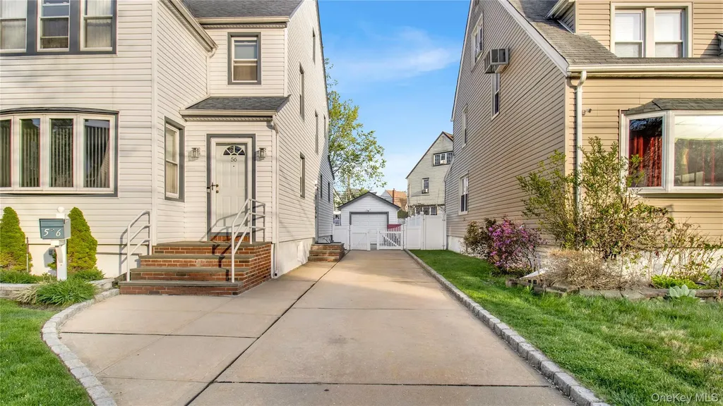 56 Liggett Road Valley Stream NY 11581