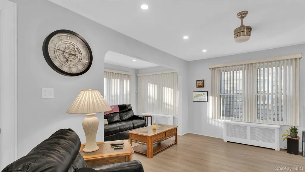 56 Liggett Road Valley Stream NY 11581