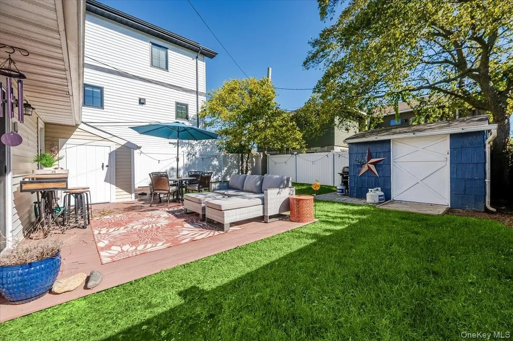 614 Franklin Boulevard Long Beach NY 11561
