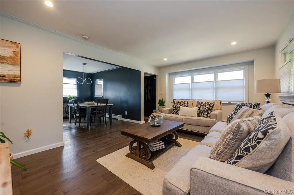 614 Franklin Boulevard Long Beach NY 11561