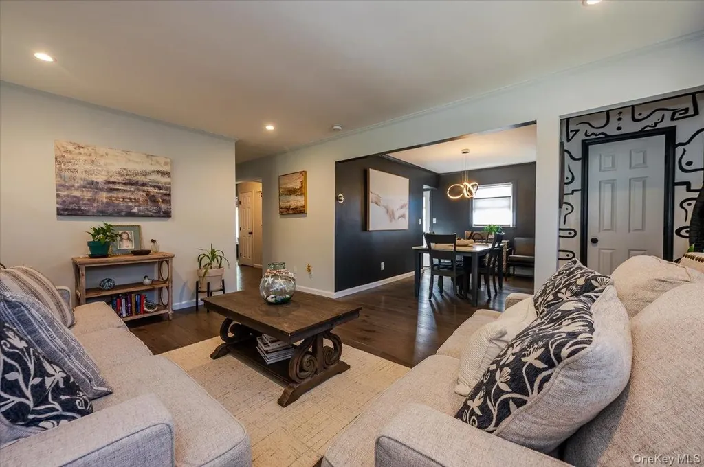 614 Franklin Boulevard Long Beach NY 11561