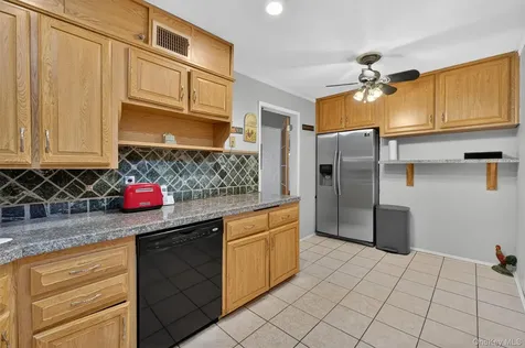 14 Jerome Drive Cortlandt Manor NY 10567