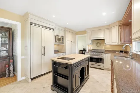 116 Burns Place Briarcliff Manor NY 10510