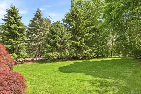 116 Burns Place Briarcliff Manor NY 10510