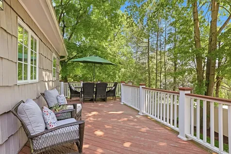 116 Burns Place Briarcliff Manor NY 10510