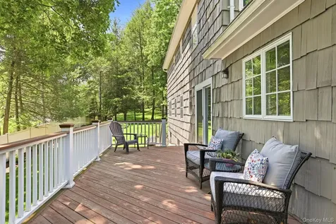 116 Burns Place Briarcliff Manor NY 10510