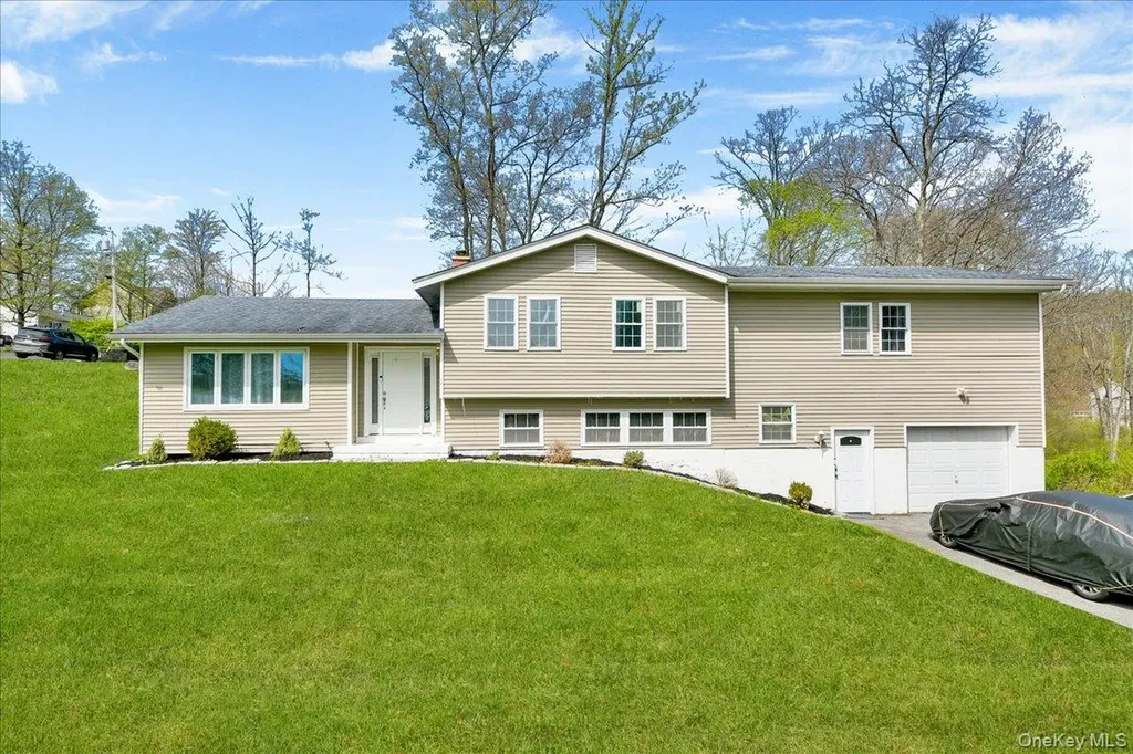 1 Forest Lane Salisbury Mills NY 12577