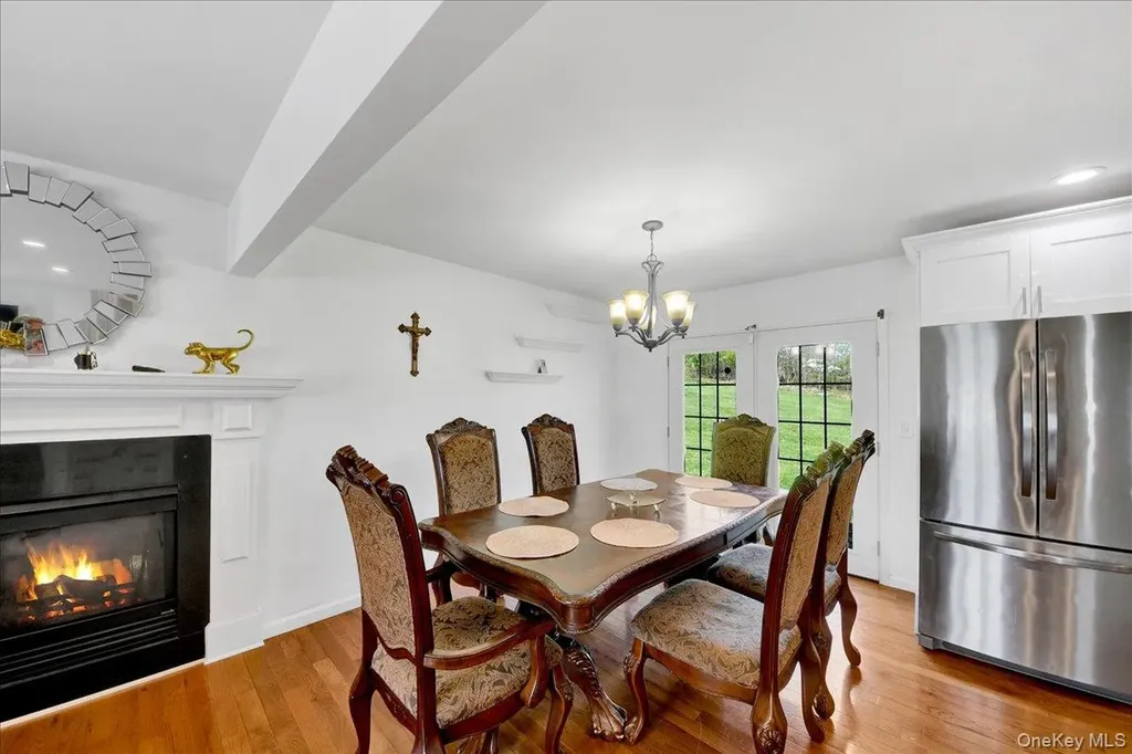 1 Forest Lane Salisbury Mills NY 12577