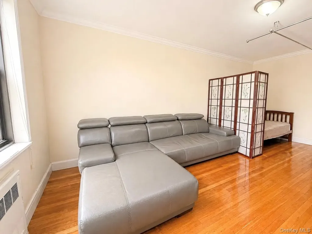 150-29 72nd Road Flushing NY 11367