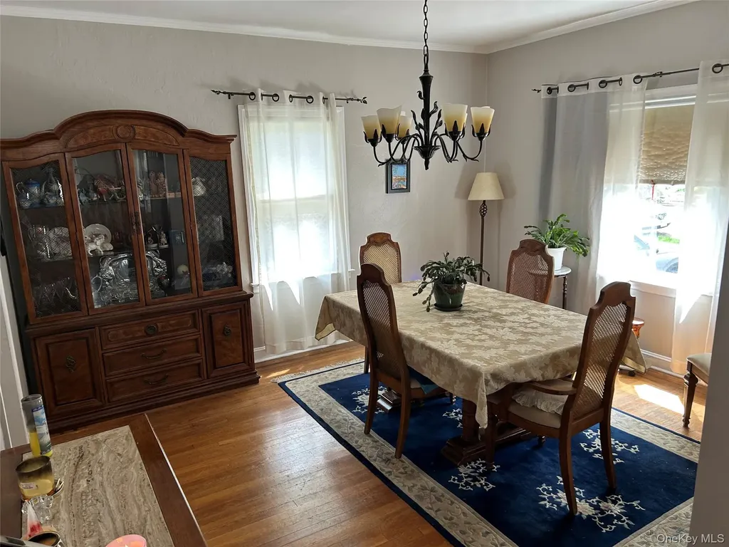 4735 196th Place Flushing NY 11358
