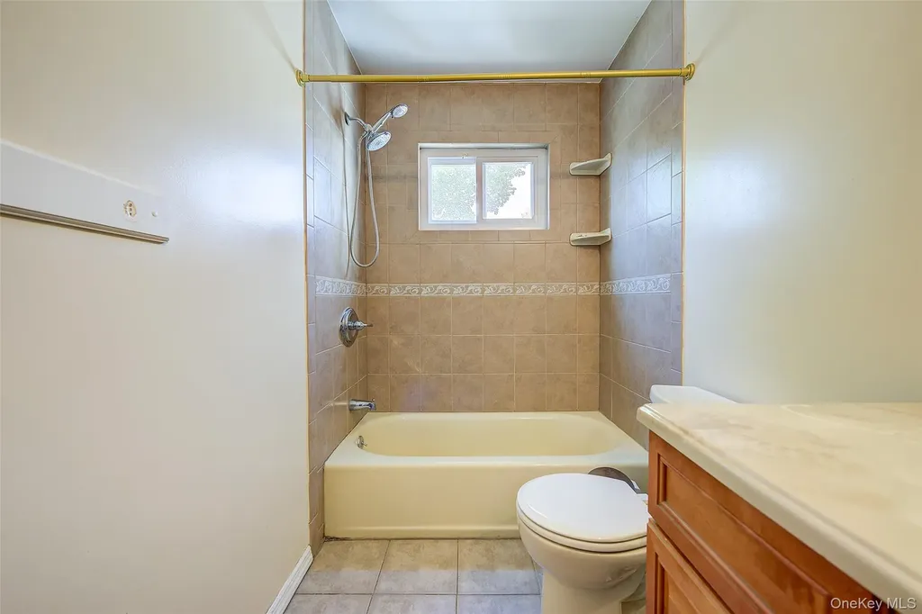 55 Duncan Drive W Westbury NY 11590