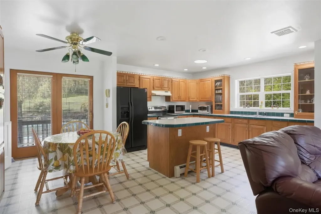 299 Diddell Road Poughkeepsie NY 12603