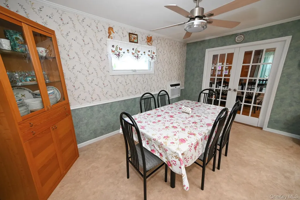 582 Western Park Drive West Hempstead NY 11552