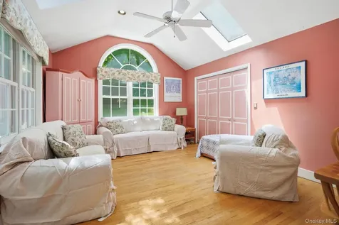 2 Turner Drive Chappaqua NY 10514