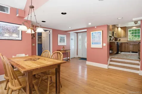 2 Turner Drive Chappaqua NY 10514
