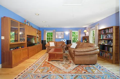 2 Turner Drive Chappaqua NY 10514