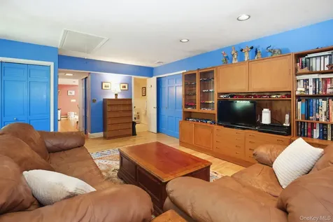 2 Turner Drive Chappaqua NY 10514