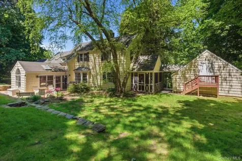 2 Turner Drive Chappaqua NY 10514