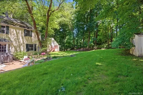 2 Turner Drive Chappaqua NY 10514
