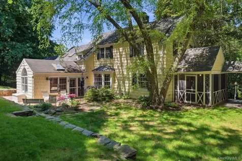 2 Turner Drive Chappaqua NY 10514