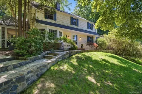 2 Turner Drive Chappaqua NY 10514