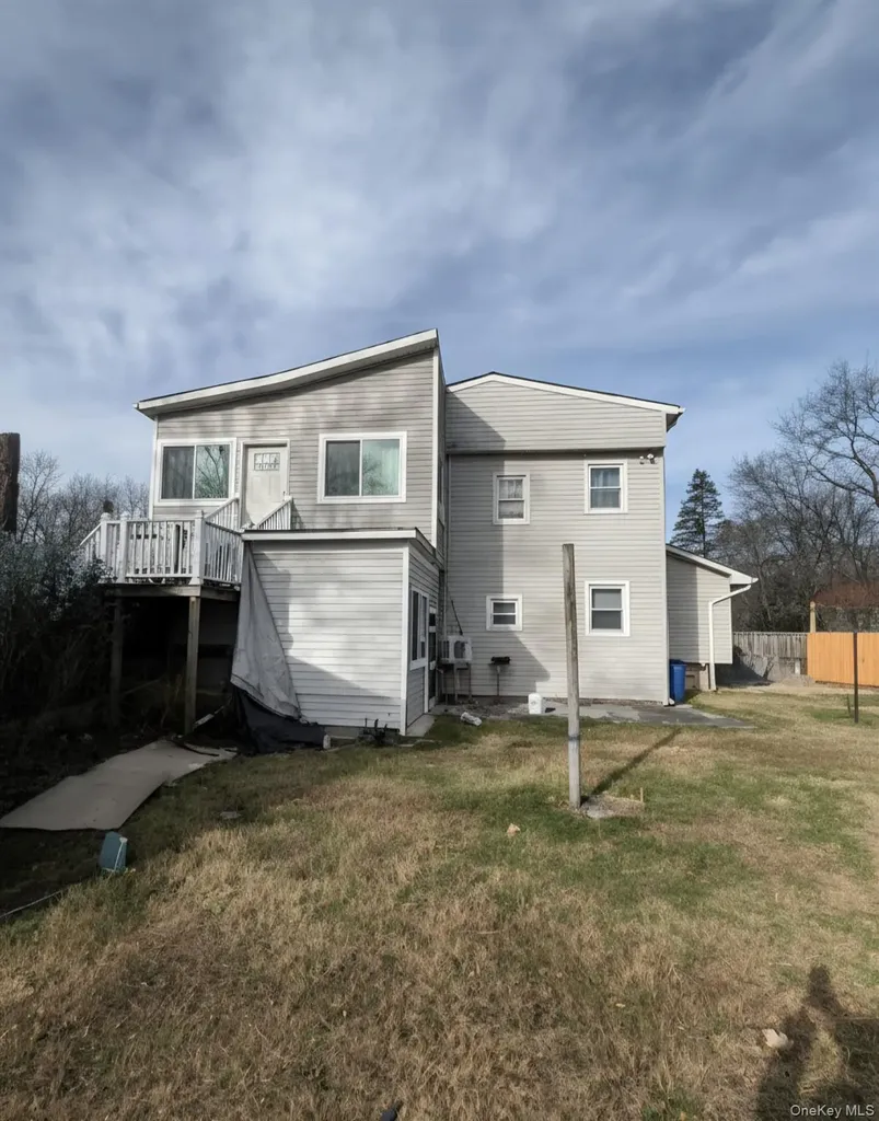 70 Massachusetts Avenue Bay Shore NY 11706