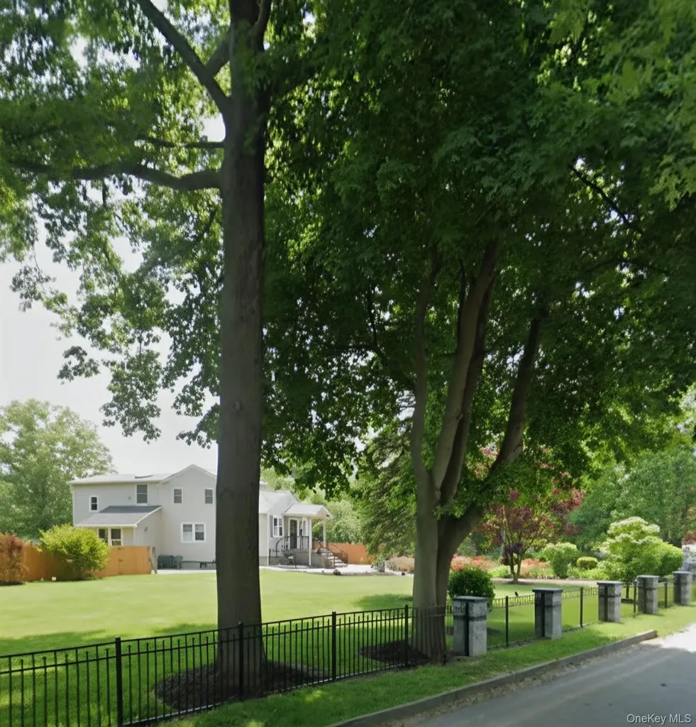 70 Massachusetts Avenue Bay Shore NY 11706