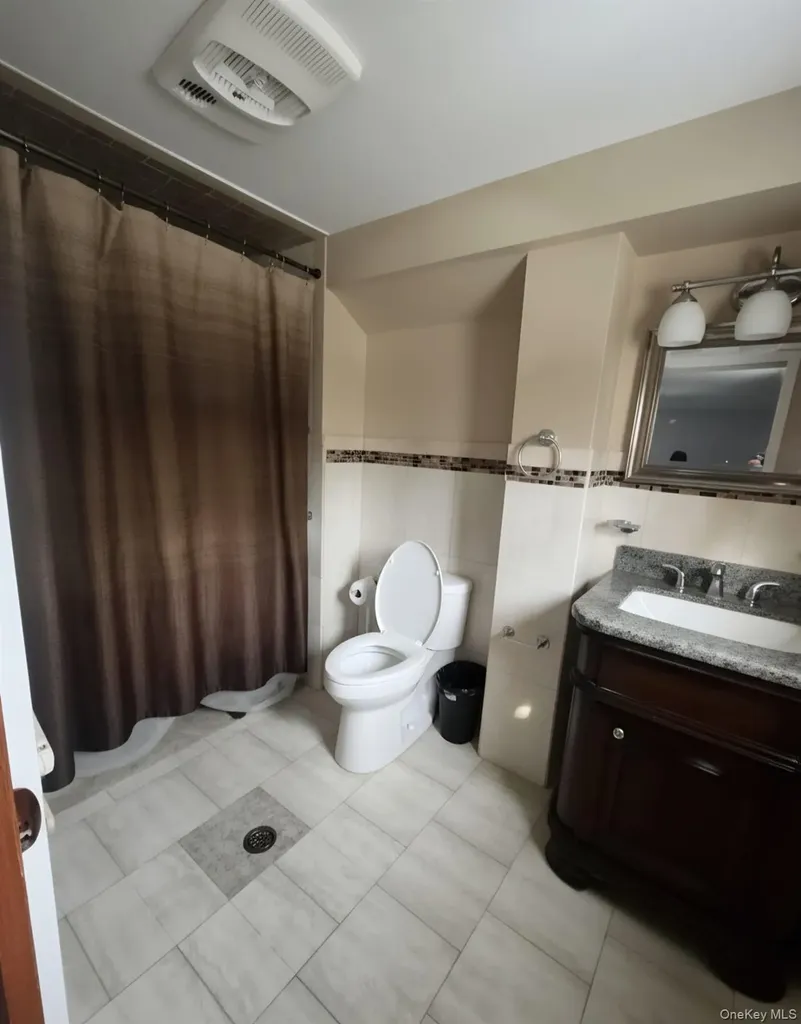 70 Massachusetts Avenue Bay Shore NY 11706