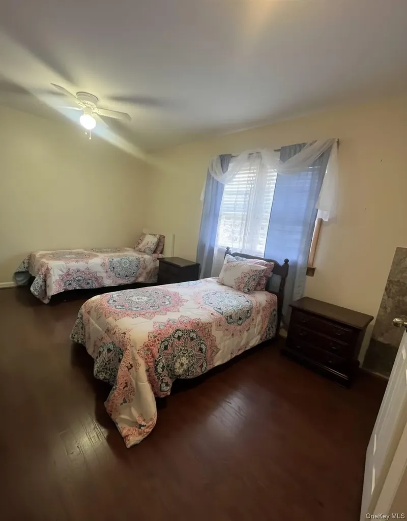 70 Massachusetts Avenue Bay Shore NY 11706