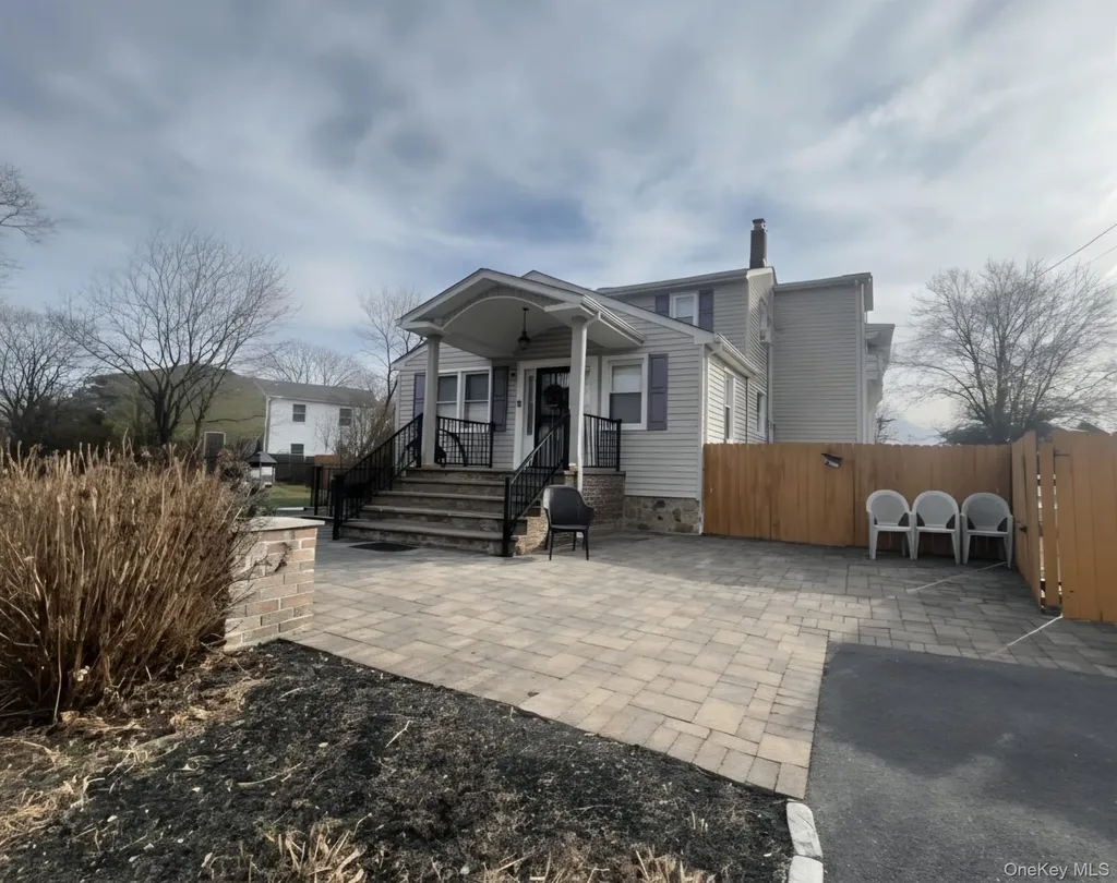 70 Massachusetts Avenue Bay Shore NY 11706