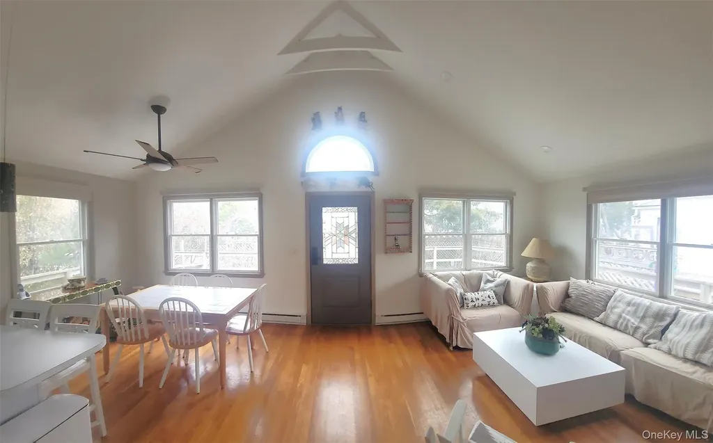 33 Broadway Fair Harbor NY 11706