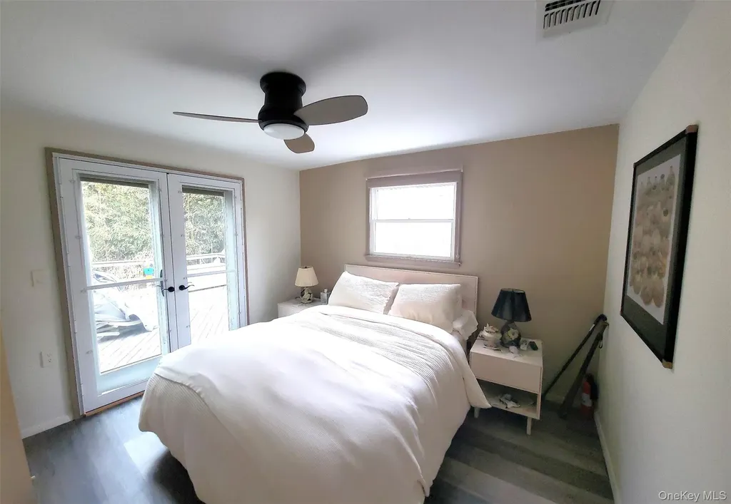 33 Broadway Fair Harbor NY 11706