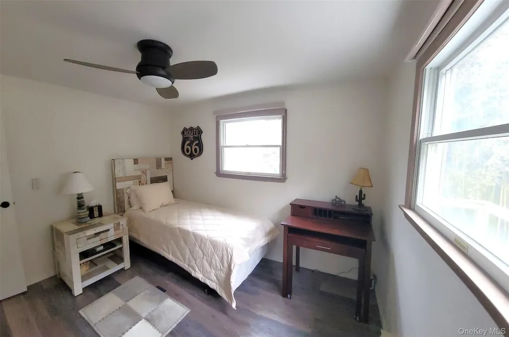 33 Broadway Fair Harbor NY 11706