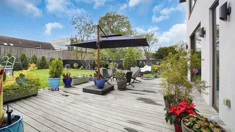 316 Acre Lane Hicksville NY 11801