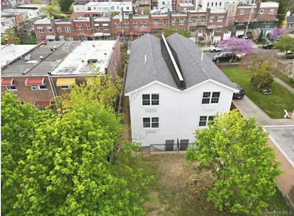 955 E 229th Street Bronx NY 10466