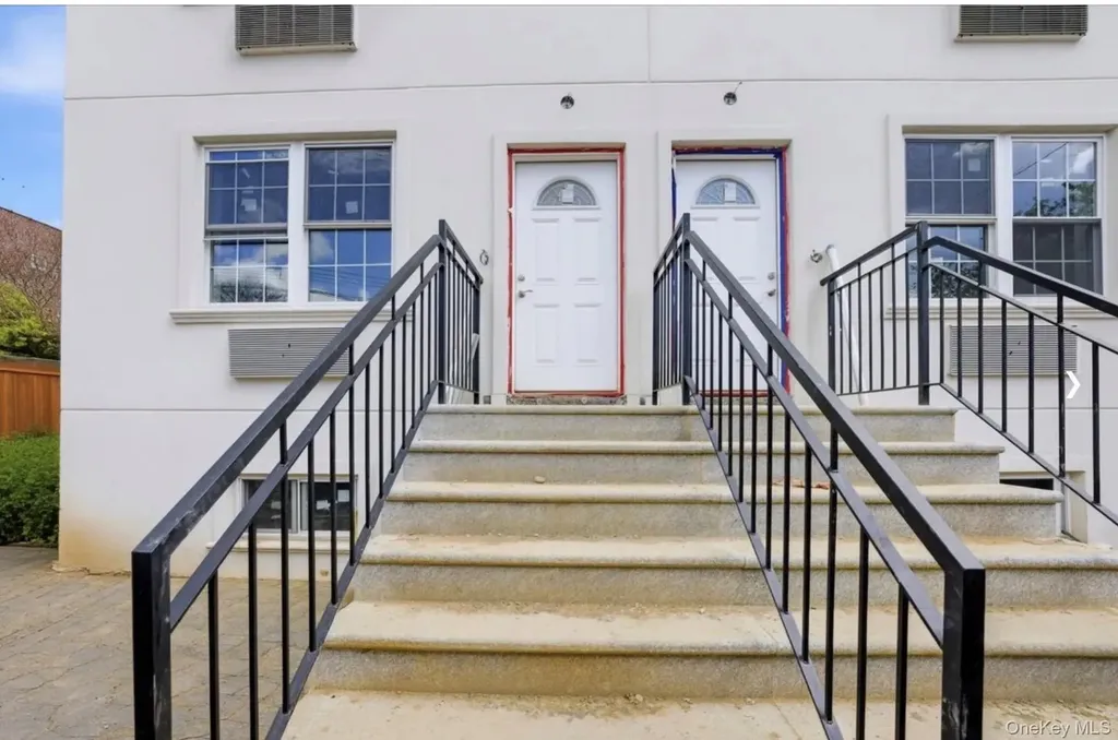 955 E 229th Street Bronx NY 10466